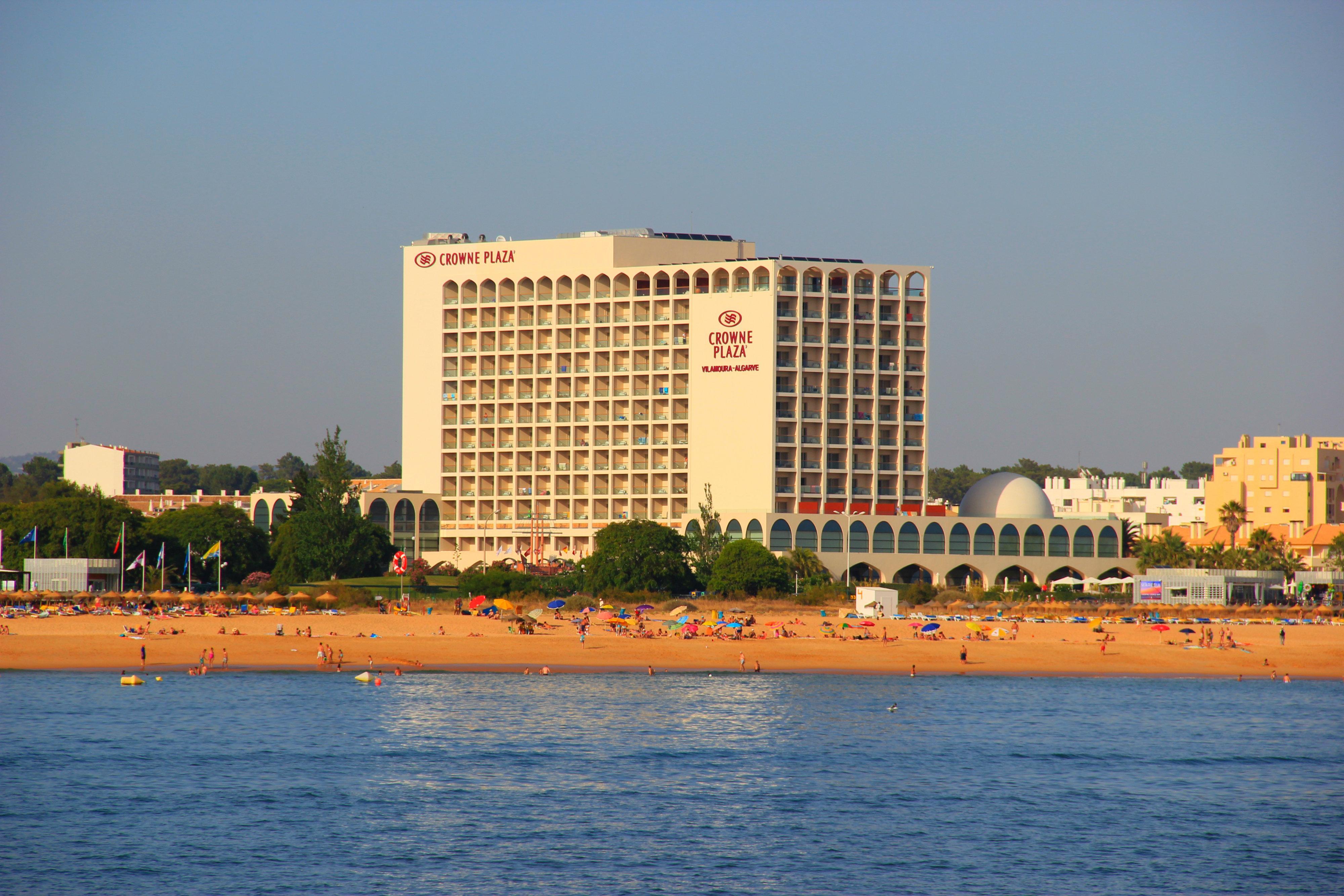 Crowne Plaza Vilamoura - Algarve By Ihg Eksteriør billede The hotel in 2011