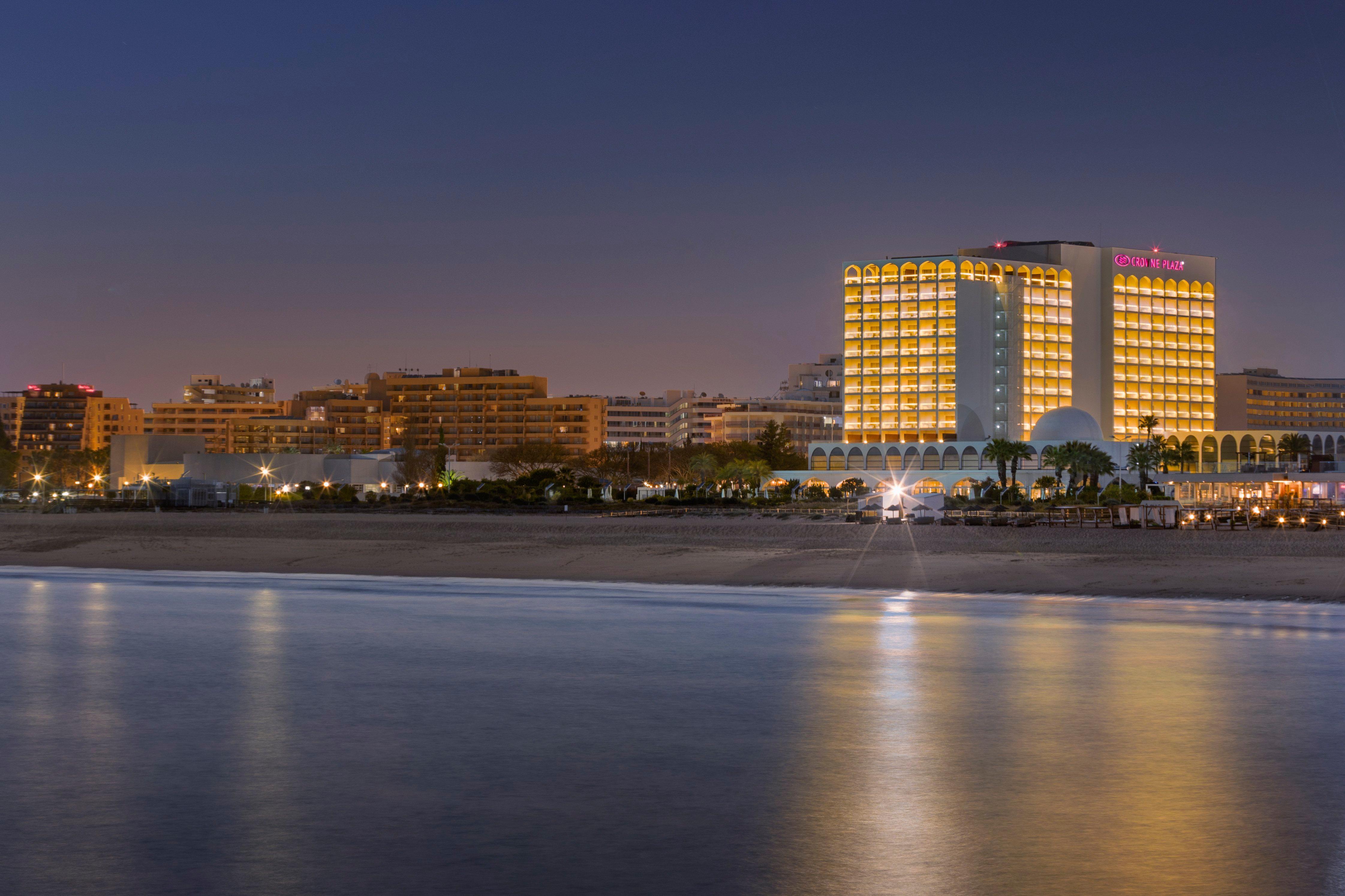 Crowne Plaza Vilamoura - Algarve By Ihg Eksteriør billede Hilton Sharjah