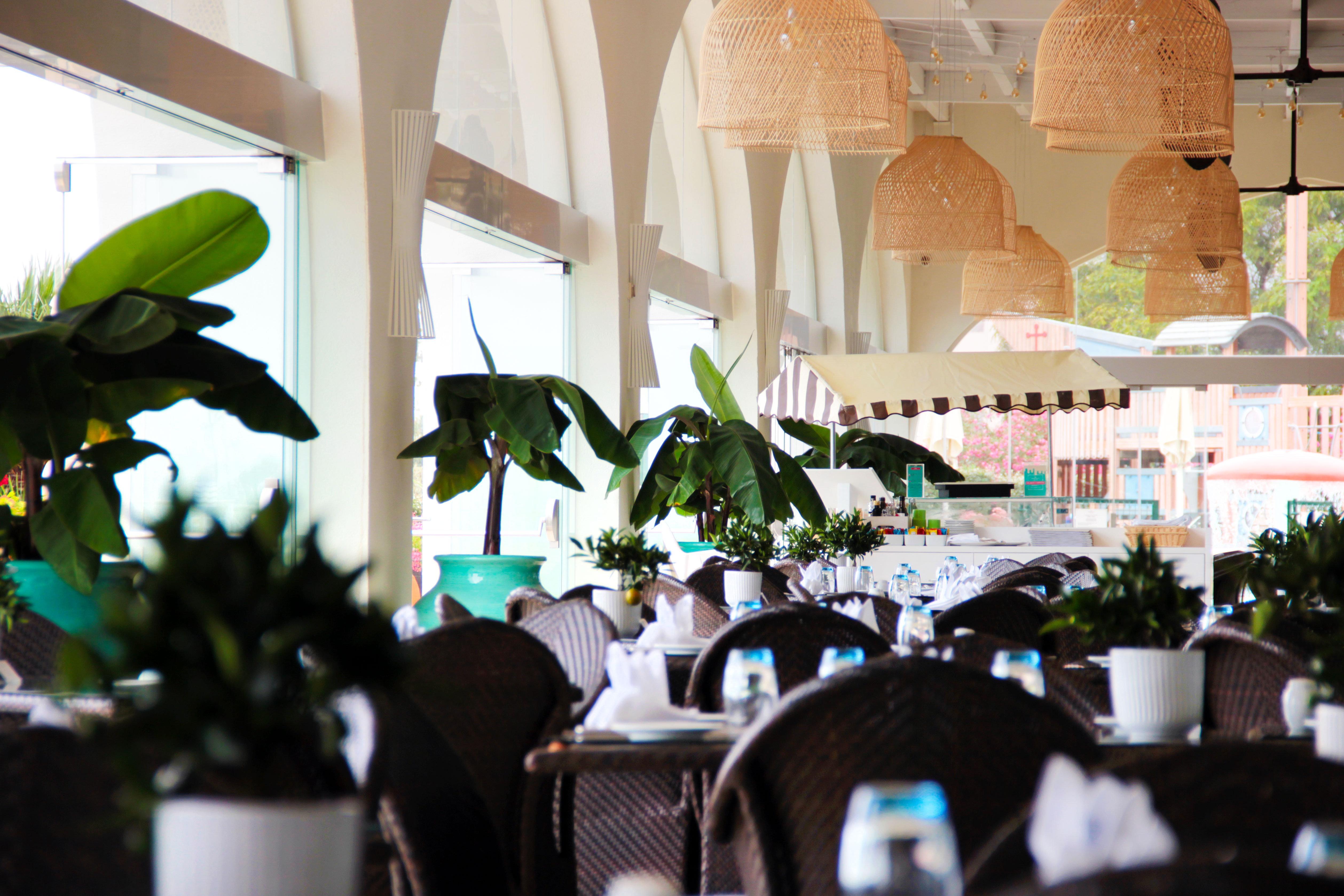 Crowne Plaza Vilamoura - Algarve By Ihg Eksteriør billede The interior of the restaurant